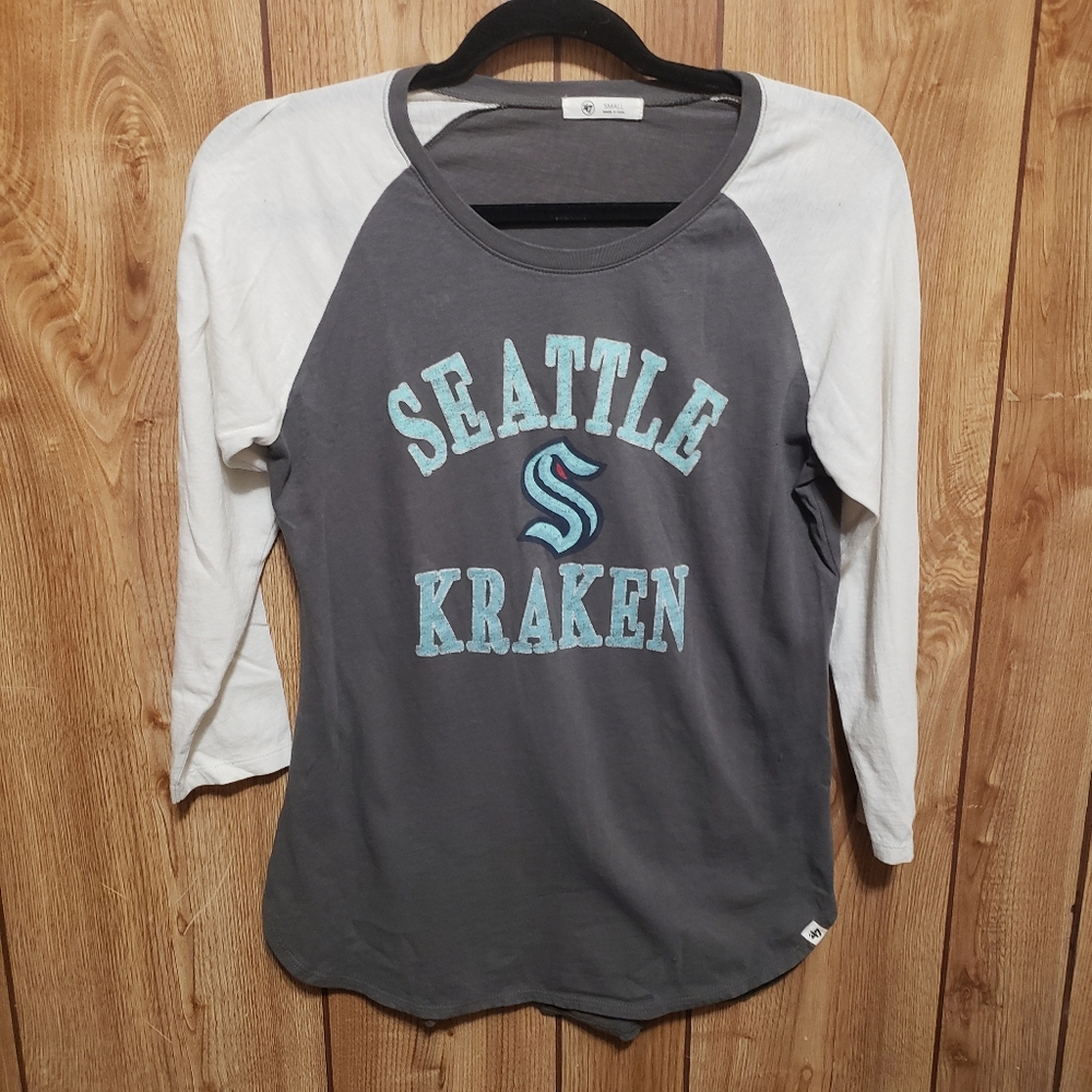 NHL Small Jersey Hockey Lightweight 3/4 Sleeve Shirt Gray/ Cream Seattle Kraken